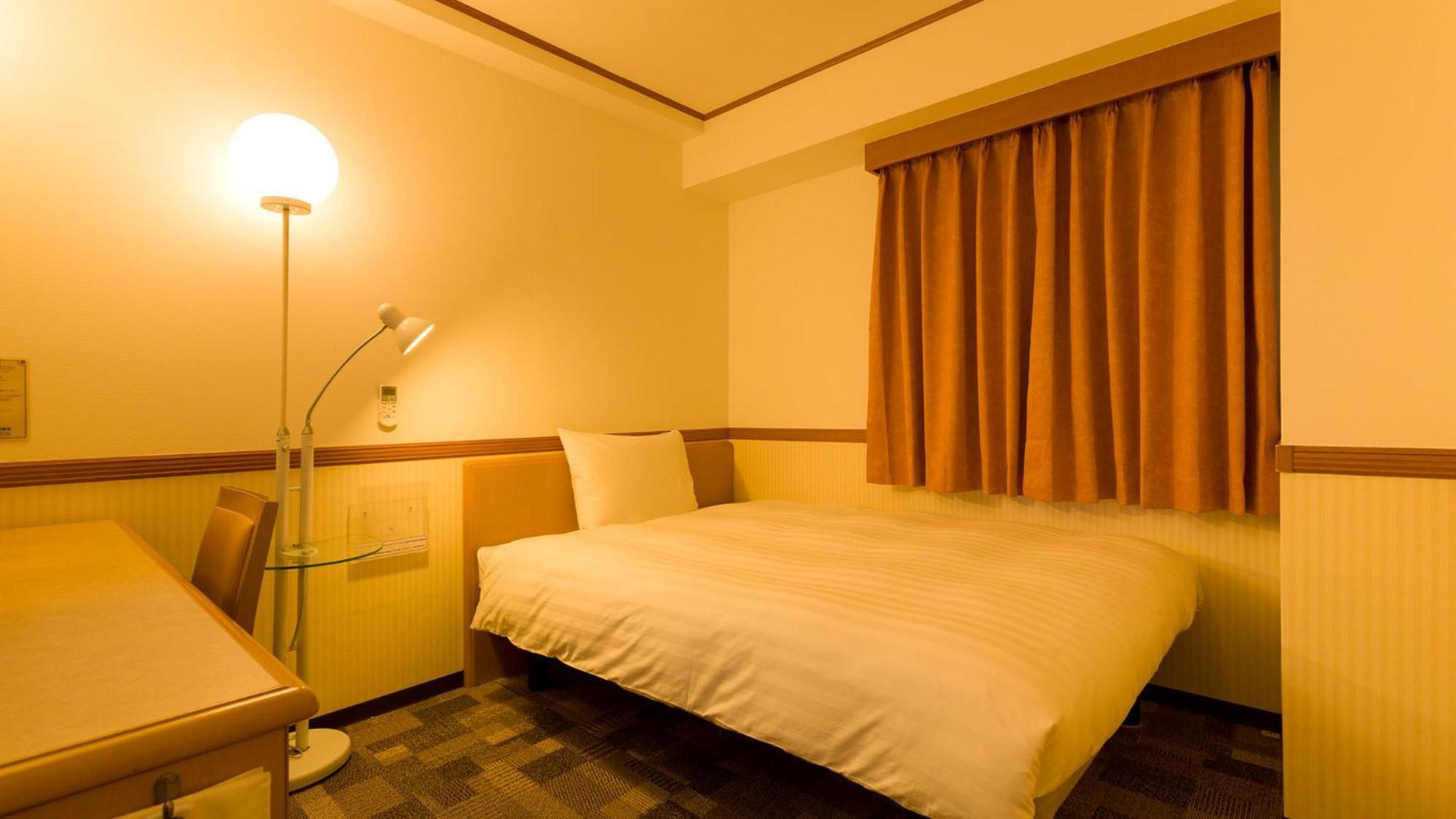 Toyoko Inn Shonan Hiratsuka Eki Kita Guchi No 1 Szoba fotó