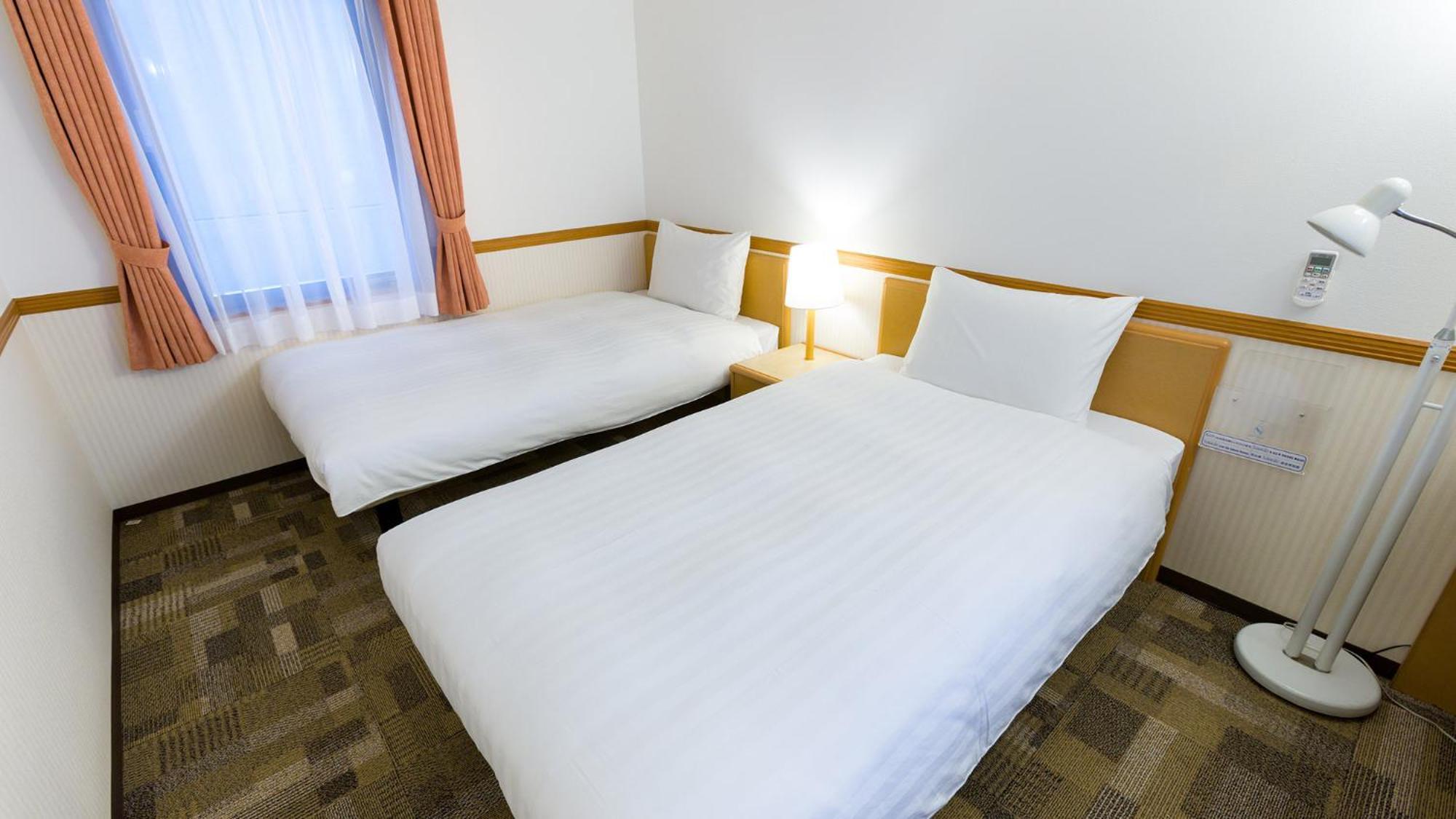 Toyoko Inn Shonan Hiratsuka Eki Kita Guchi No 1 Szoba fotó