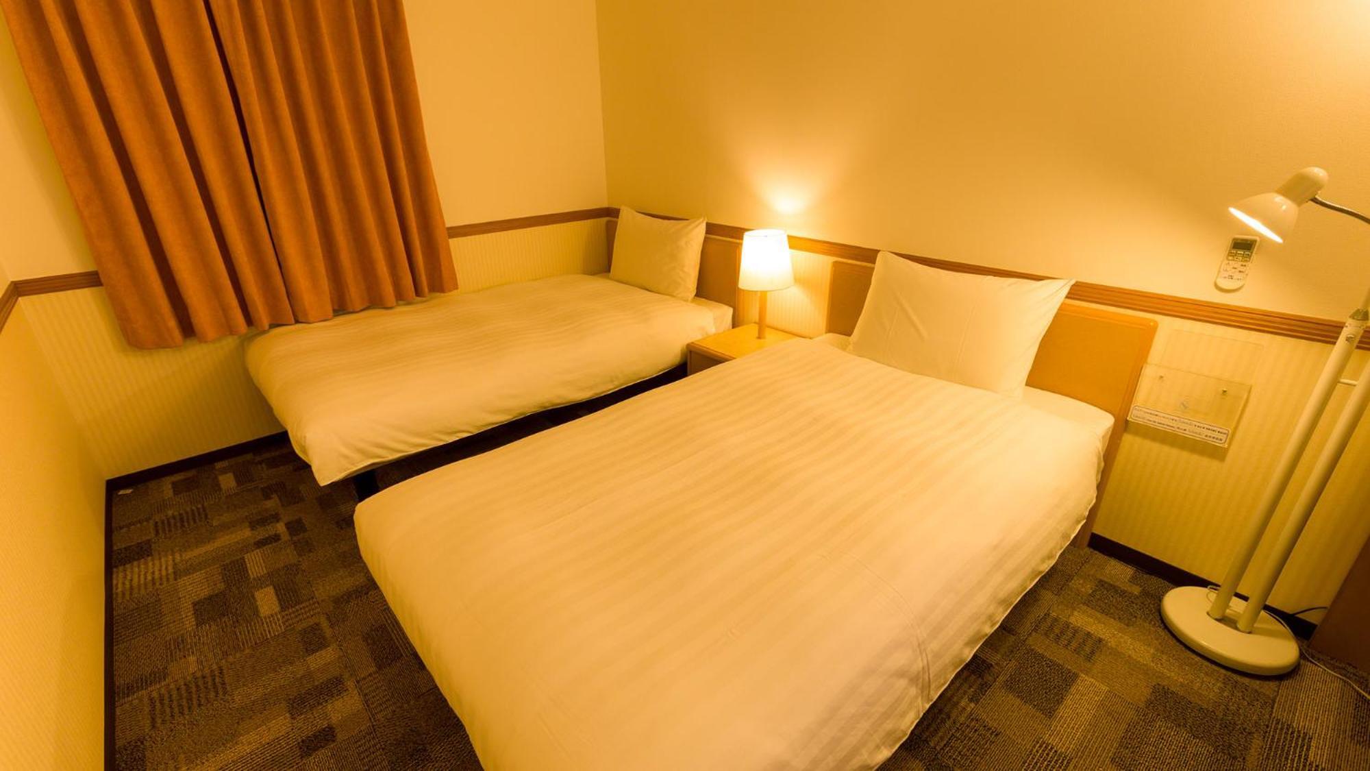 Toyoko Inn Shonan Hiratsuka Eki Kita Guchi No 1 Szoba fotó
